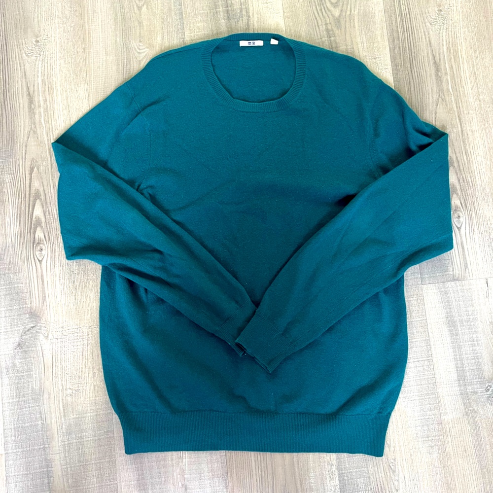 Uniqlo Cashmere Sweater, Large